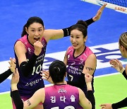 [포토] 환호하는 김연경, 승리 가자!