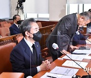 [포토]고개 숙여 사과하는 이상민 장관 "국민의 마음을 세심하게 살피지 못했다"