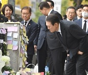 尹대통령, 부천과 서울서 ‘이태원 참사’ 빈소 조문…유가족 위로