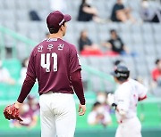 ‘KBO 최고’ 안우진 상대하는 SSG의 공략법은? [KS1]