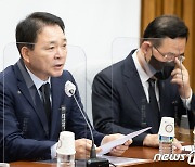 '이상민 파면' 주장한 유승민에…성일종 "지금 거론할 때 아냐"