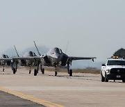 [단독]日 출격 미 해병대용 F-35B 4대 군산기지 전개…한국기지 첫 착륙