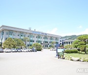 하동 학교운영위원장 81.8%, 학교 통폐합 찬성