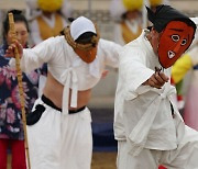 해학 · 풍자 녹아있는 '한국의 탈춤', 인류무형유산 등재될 듯