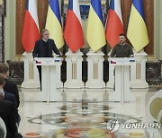 UKRAINE CZECH REPUBLIC DIPLOMACY