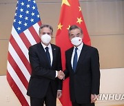 블링컨 "경쟁책임관리"·왕이 "탄압말라"…美中,G20 앞두고 통화(종합2보)