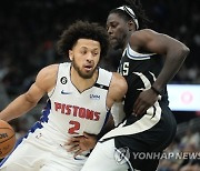 Pistons Bucks Basketball