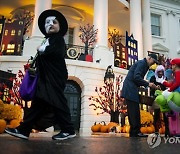 USA BIDEN HALLOWEEN