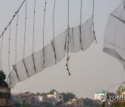 INDIA ACCIDENTS SUSPENSION BRIDGE COLLAPSE