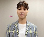 박수홍 친형 부부 첫 공판 11월 21일로 연기…친형 측 요청