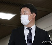 '朴 정부 선거개입' 강신명·이철성 등 2심으로…쌍방 항소