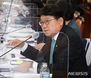 황운하 "尹국정운영 기조 효율로…경찰 사람 중시 마인드 흔들려"