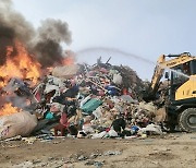 곡성 폐기물 야적장 불, 진화 중…인명피해는 없어