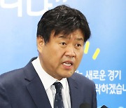 [단독] 김용 구속 후 첫 가족 접견, “가족 챙겨라”던 檢 배려한듯