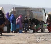 SYRIA PHOTO SET DISEASES CHOLERA OUTBREAK