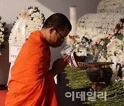 [포토]이태원 참사 엿새째, 합동분향소