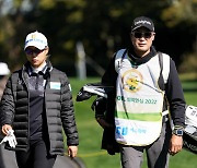 [포토]정윤지,진성용 '우승위한 출발'