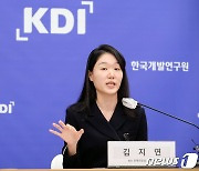 "최근 고용호조 배달·방역수요 영향…내년엔 증가폭 크게 축소"