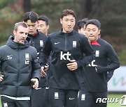 아이슬란드전 앞두고 훈련하는 축구대표팀