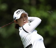 '11년의 우승 갈증' 정연주, 에쓰오일 챔피언십 1R 단독1위 [KLPGA]