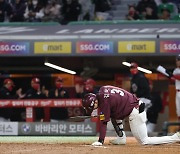 [IS 피플] '정후 히어로즈'의 고민, 4번 김혜성의 부진