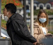 검사는 사실상 의무인데…中지방정부 "핵산검사비 직접 내세요"