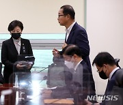 민주 "이태원 참사 왜곡 의도…'희생자' 분향소 확대해야"