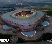 '축구광' 英 유명 해설자의 독설, "카타르 WC 왜 지금 와서 난리야? 그냥 축구해"