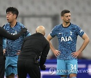 Soccer WCup SKorea Son Injured