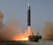 [속보] "北 장거리미사일은 ICBM…2단 분리 후 정상비행 실패추정"