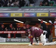 3차전 놓치면 치명타…키움 고민은 '4번 타자 김혜성'