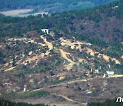 "北 해외 유학생, '국경봉쇄'에 귀국 못하고 대사관 숙식"