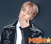 방탄소년단 진, 입영연기 취소원 제출...이르면 연내 입대