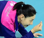 김연경 ‘경기전 김수지에게 보내는 손하트’ [MK포토]