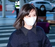 박은빈,'검은 옷 입고 조용히 출국' [사진]