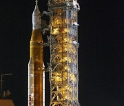 USA ARTEMIS 1 SPACE PROGRAMS