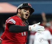 MLB 골드글러브 출신 라가레스, 장타로 SSG 살렸다