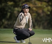 [Ms포토]김지현 '옆 라인을 살핀다'