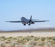 美전략폭격기 B-1B 한반도 상공 뜬다…北 도발 경고