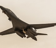 [속보] 미 폭격기 B-1B 오후 한반도 진입… 비질런트 스톰 훈련 합류