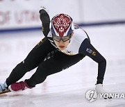 WCup Short Track Speedskating