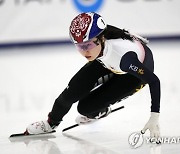 WCup Short Track Speedskating