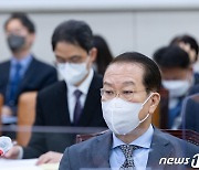 권영세, 이태원 질문에 "지금은 국무위원 자격"…野 "불편한 태도"