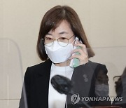 “누나가 질병청장”…백경란 동생, 진단키트사 사외이사 지원 논란