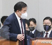 [국감]출석하는 이진복 정무수석