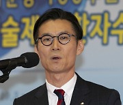 이범헌 예총회장 등 미술작가 18명 엔버갤러리 개관전 꾸려