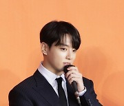 "'BTS 모자 판매' 전 직원, 글 올리기전 사직"