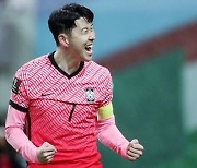 축협 “손흥민, 벤치 앉아만 있어도 큰 힘…3차전에는 출전 가능할 수도”