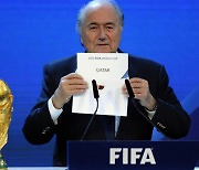 '이제 와서?' 전 FIFA 회장, "카타르 개최지 선정은 실수...미국이 열었어야"