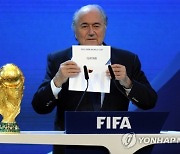 블래터 전 FIFA 회장 "월드컵, 카타르에 준 것은 실수…난 미국 지지"